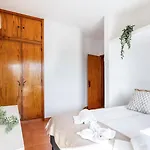 فيلة Tac - Oura